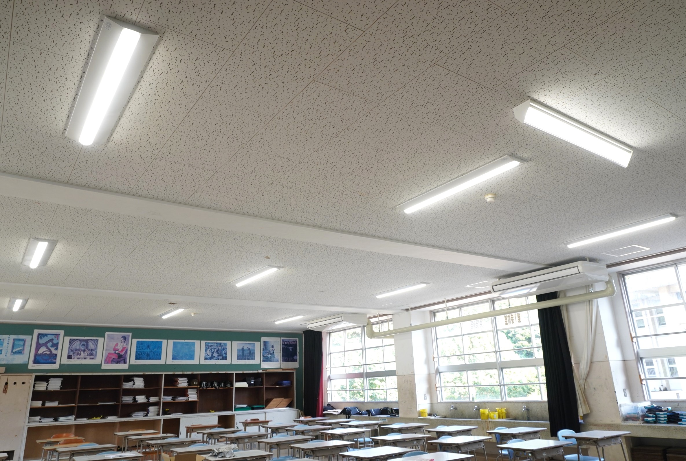 川辺中学校既存照明器具LED化工事